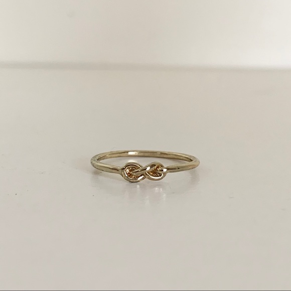 NWOT Mini knotted infinity ring - Picture 4 of 9